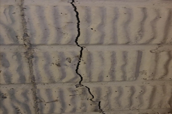 a crack in the basement found during a basement inspection